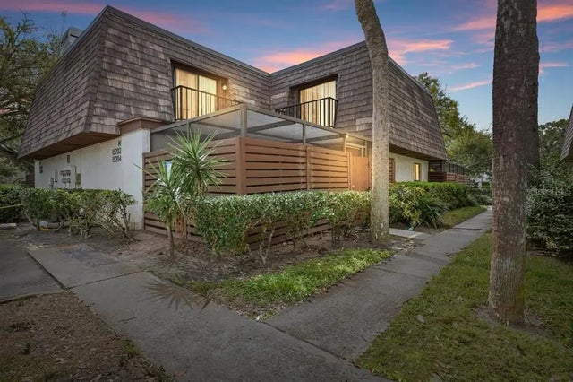 15202 W Pond Woods Drive, TAMPA