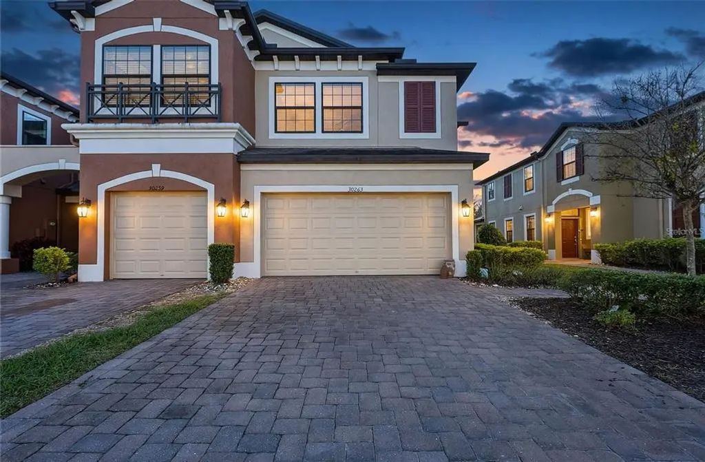 30263 Southwell Lane, WESLEY CHAPEL