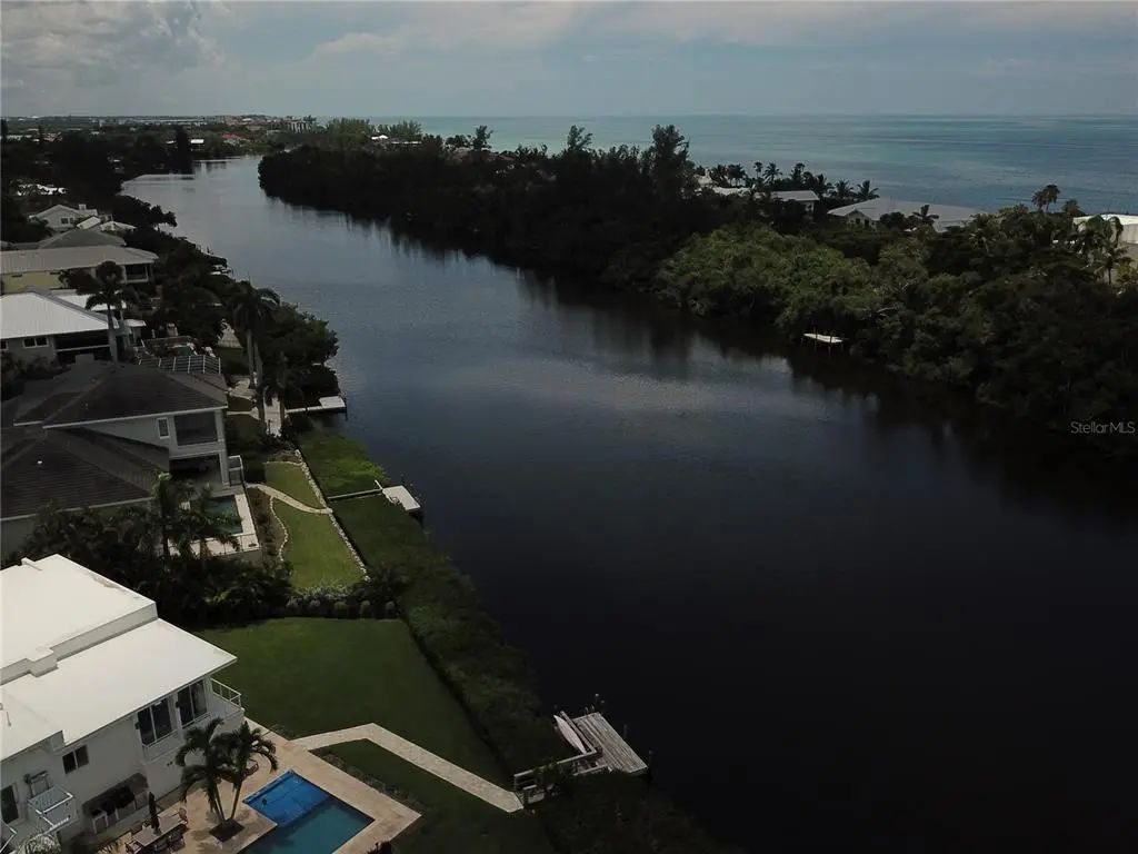7820 Midnight Pass, SARASOTA
