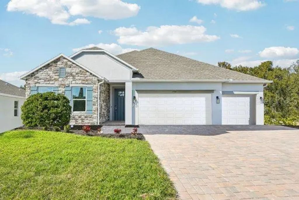 106 Lee Drive, PALM COAST