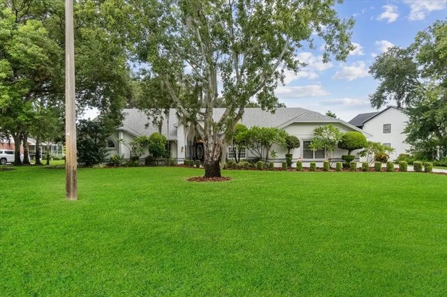 725 Heritage Drive Ne, WINTER HAVEN