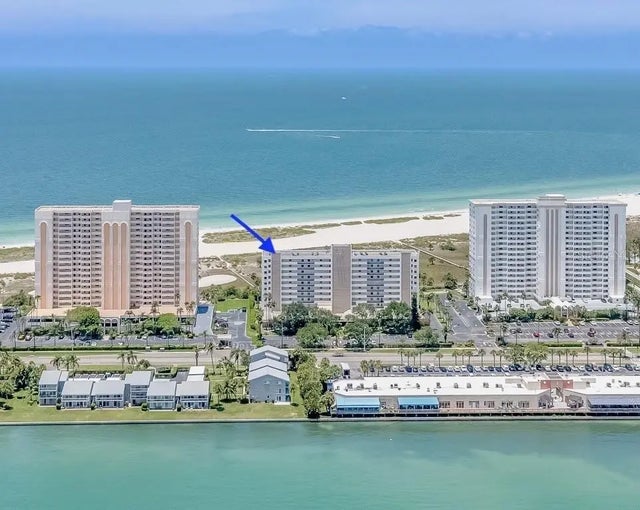 1250 Gulf Boulevard 301, CLEARWATER
