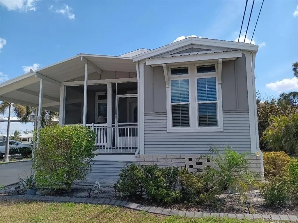 Photo of Listing #N6137660