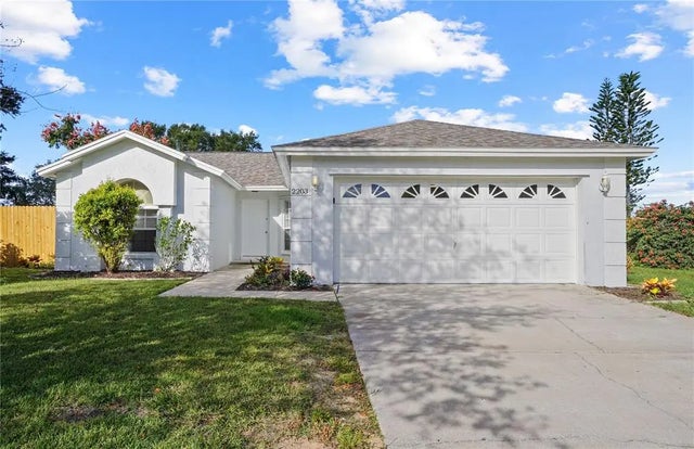 2203 Star Trail, CLERMONT