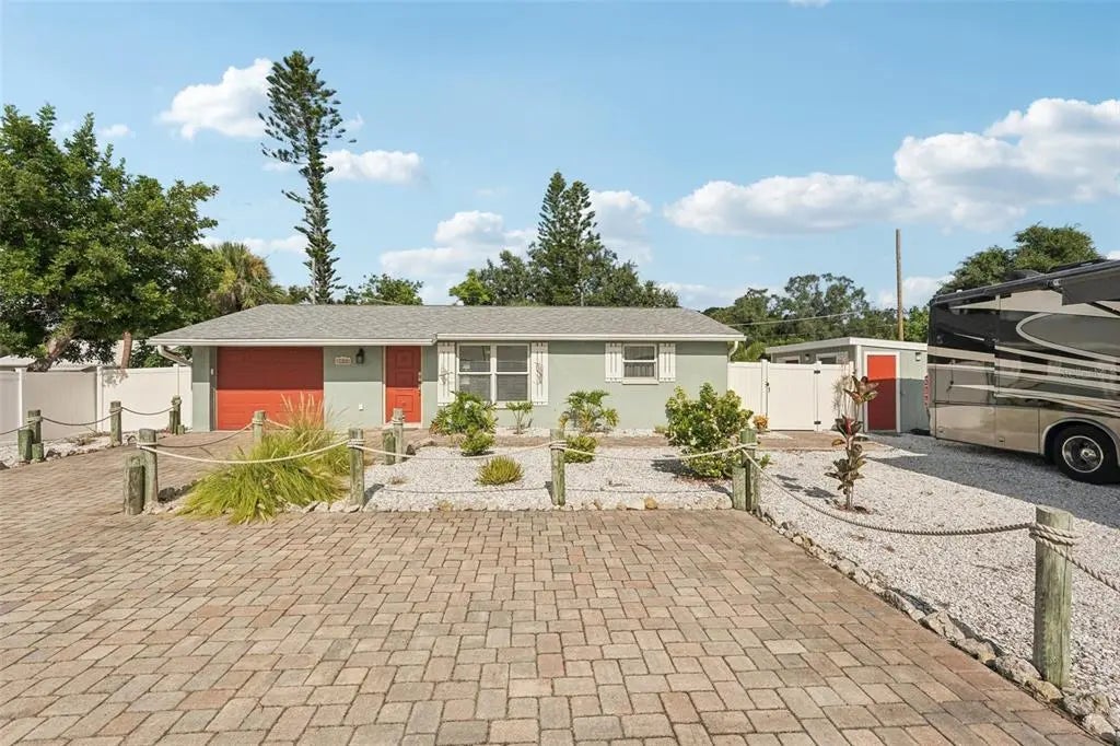 Photo of Listing #N6139901