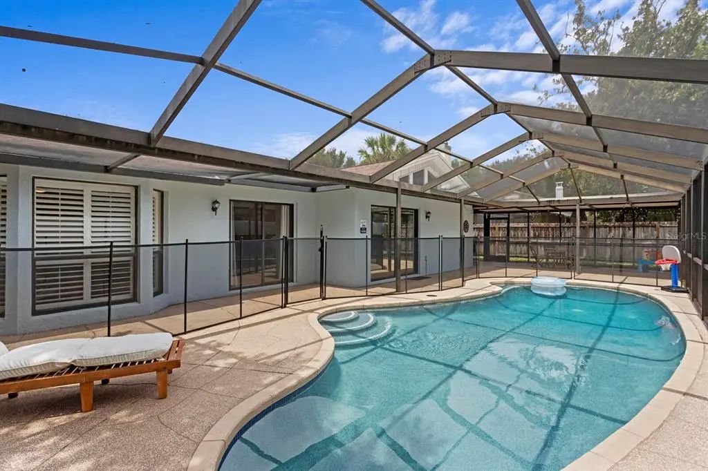 12803 Rain Forest Street, TEMPLE TERRACE