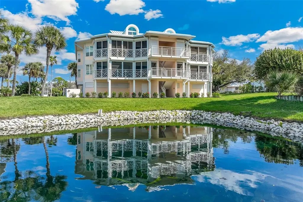 Photo of Listing #D6145931