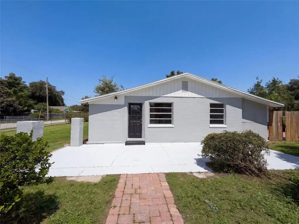 2406 E Curtis Street, TAMPA