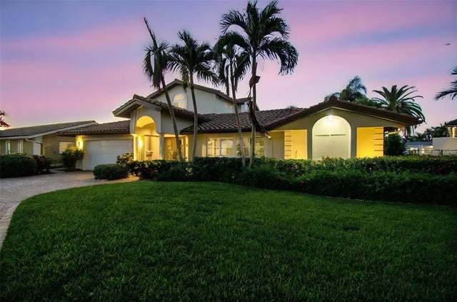 2085 Massachusetts Avenue Ne, ST PETERSBURG