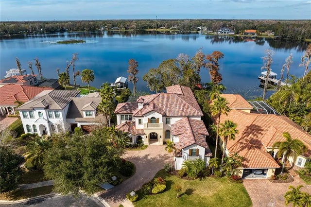 1903 Haven Bend, TAMPA