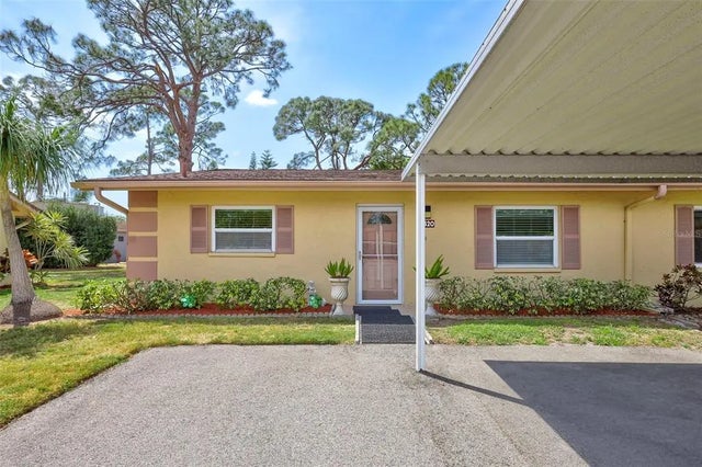 4420 Tecumseh Trail 38, SARASOTA
