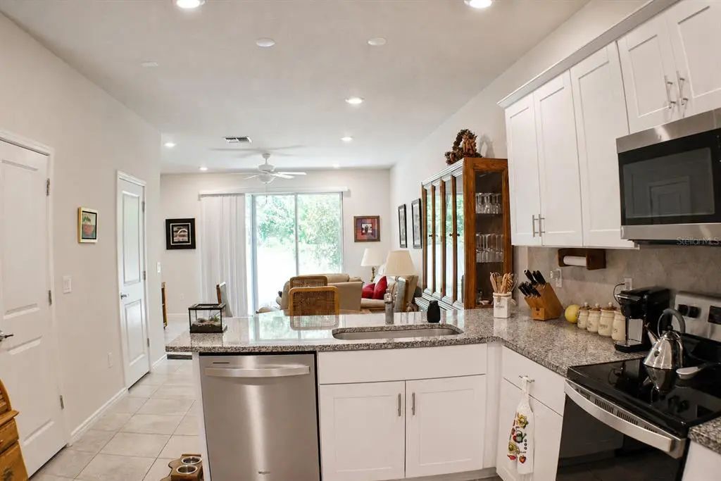 19657 Shady Oak Drive, LAND O LAKES