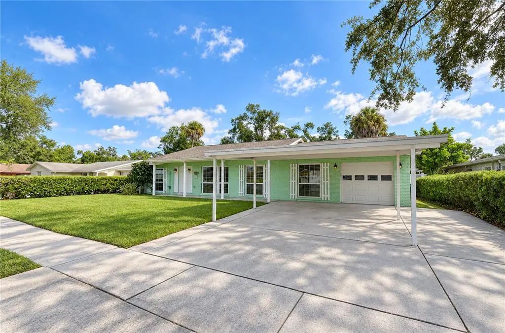 8013 W Elm Street, TAMPA