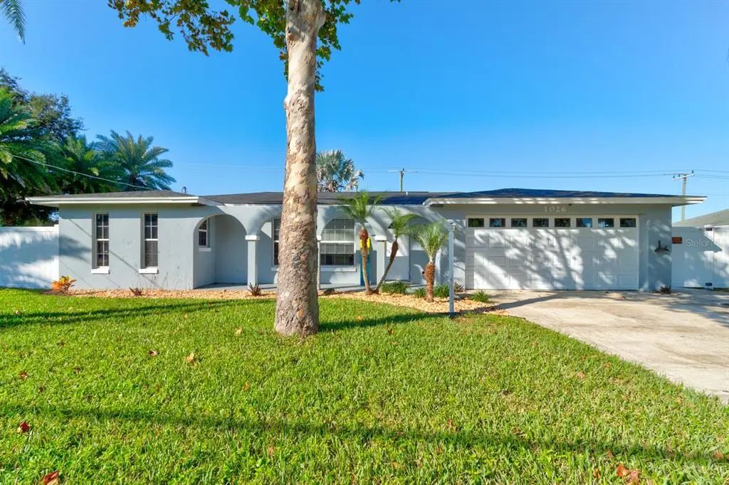 1026 Lake Avenue, EDGEWATER