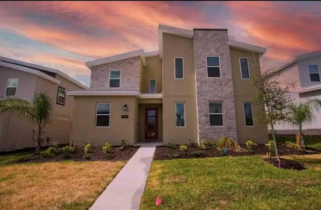 9024 Sommerset Hills Drive, DAVENPORT