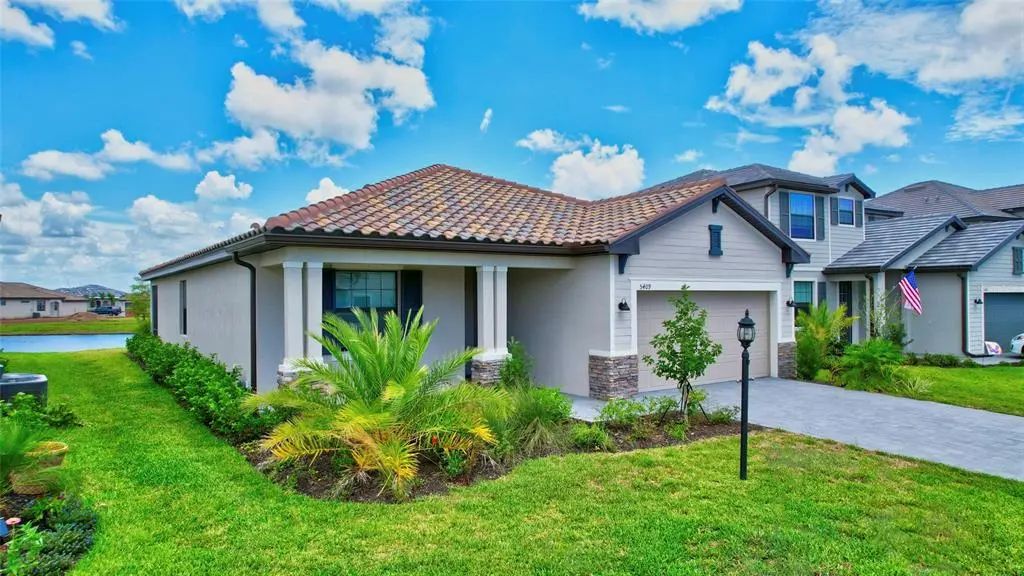5409 Coral Reef Way, BRADENTON