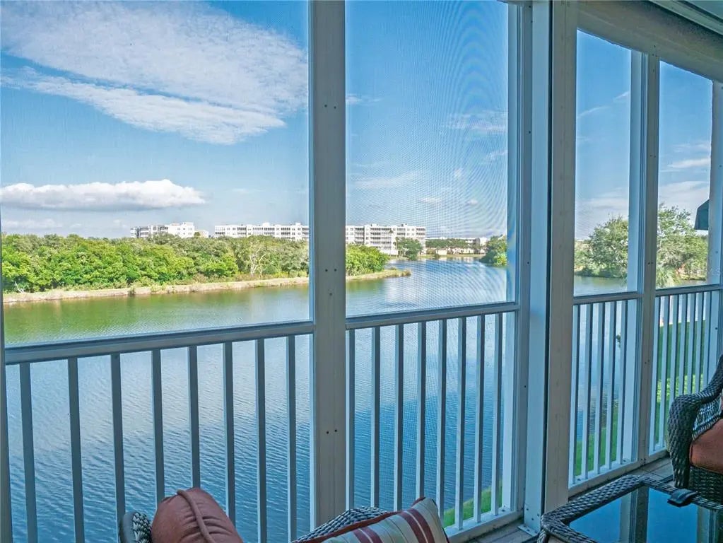 6401 99th Way N 15c, ST PETERSBURG