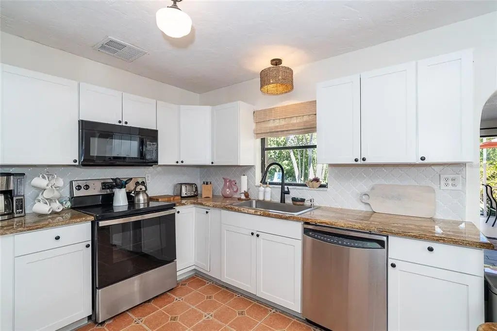 Gulf Shores Realty: 17 393bfa808eba2575a17cda8523b6cff7 l