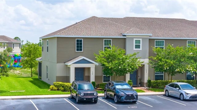 130 Claire Lane, DAVENPORT