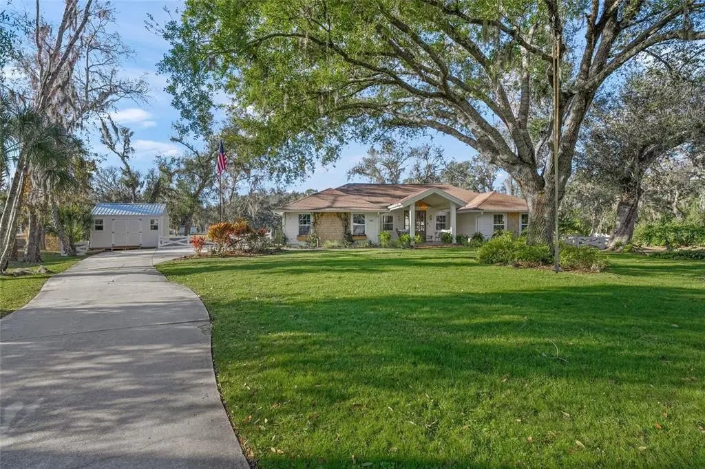 9003 63rd Avenue Drive E, BRADENTON