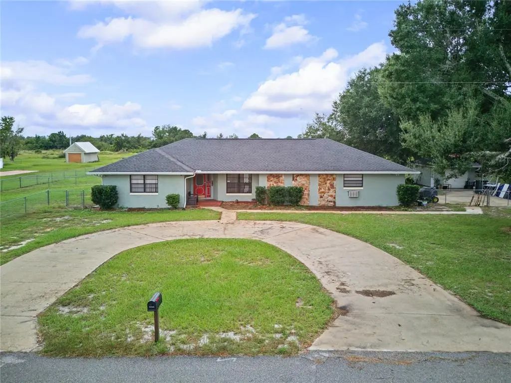1815 Karen Boulevard, SEBRING