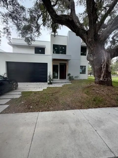 1730 Wisconsin Lane