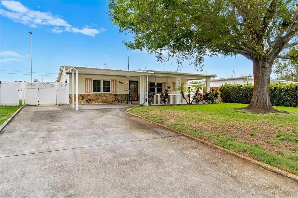 6489 34th Terrace N, ST PETERSBURG