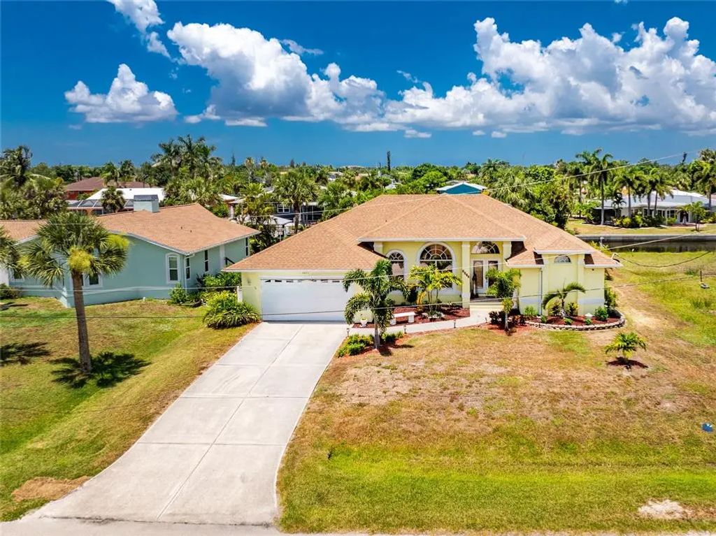 3015 Wisteria Place, PUNTA GORDA