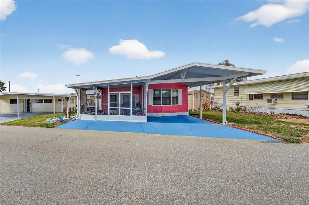 251 Patterson Road D32, HAINES CITY