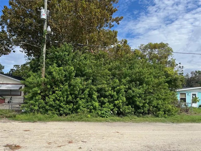 7103 Jeanne Avenue, HUDSON