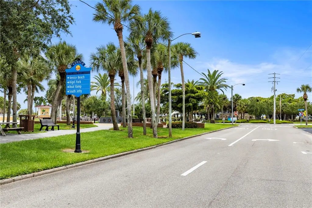 Gulf Shores Realty: 68 219b3d66b6aacc621346d061838dec8f l