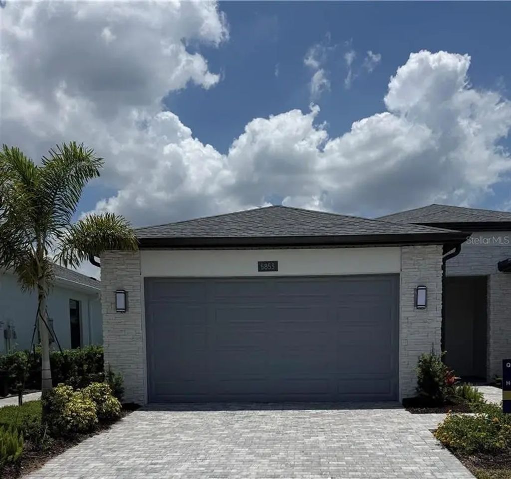 N/A, APOLLO BEACH