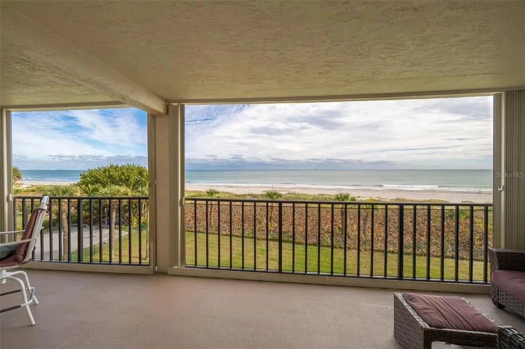 545 Garfield Avenue 402, COCOA BEACH