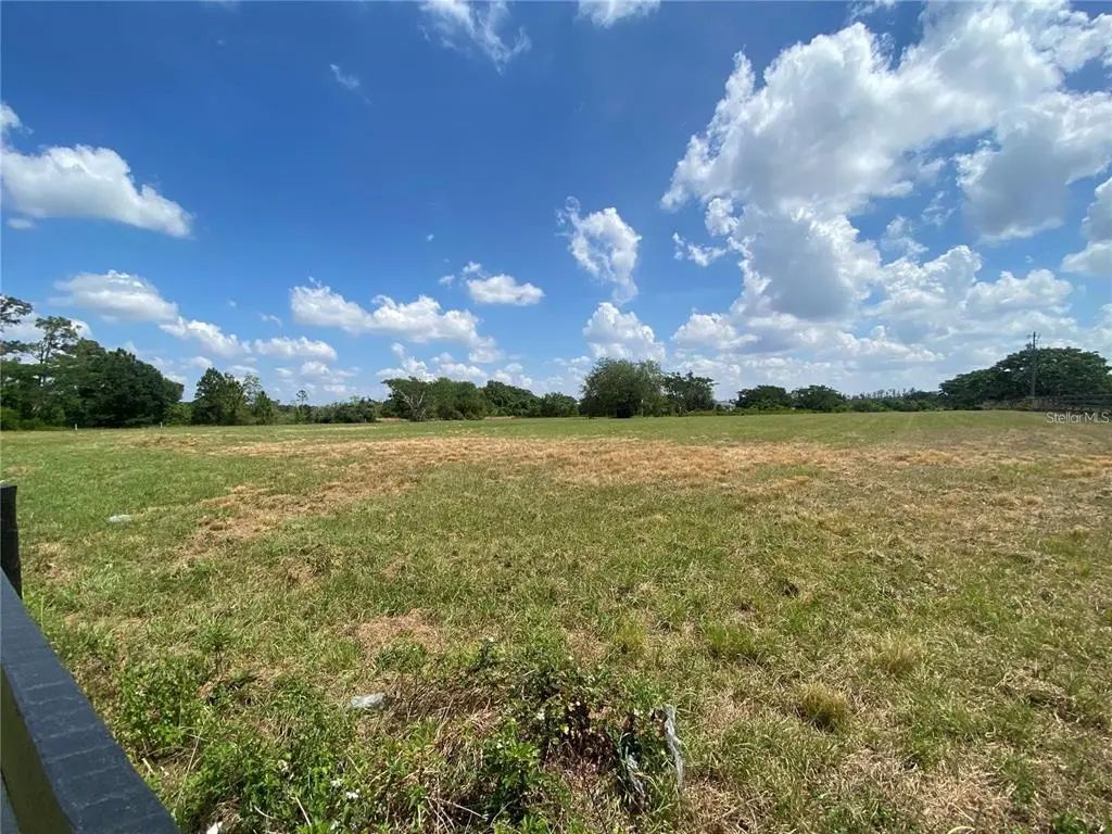 9070 State Road 33, GROVELAND