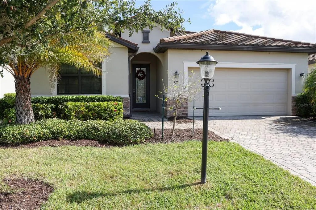 17221 Blue Ridge Place, LAKEWOOD RANCH