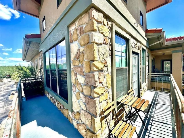 903 Charo Parkway 837, DAVENPORT