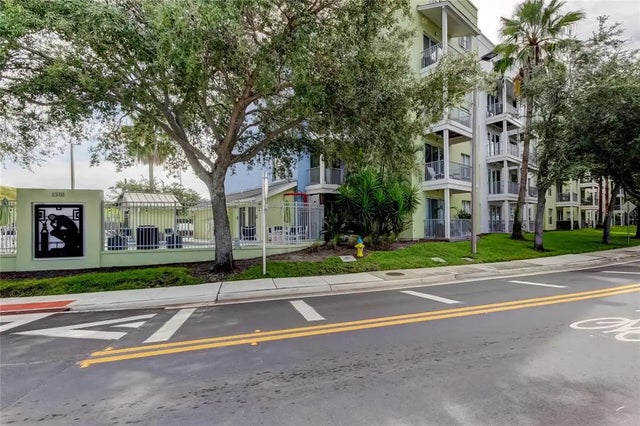 1501 Doyle Carlton Drive 204, TAMPA
