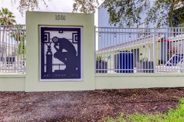 1501 Doyle Carlton Drive 204, TAMPA