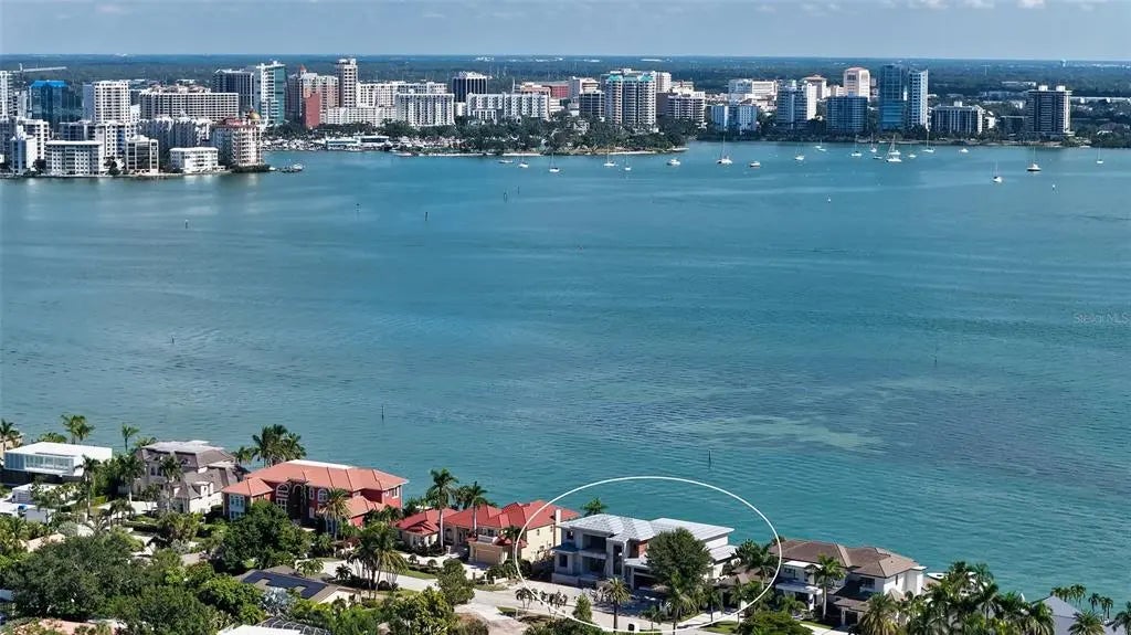 247 Robin Drive, SARASOTA