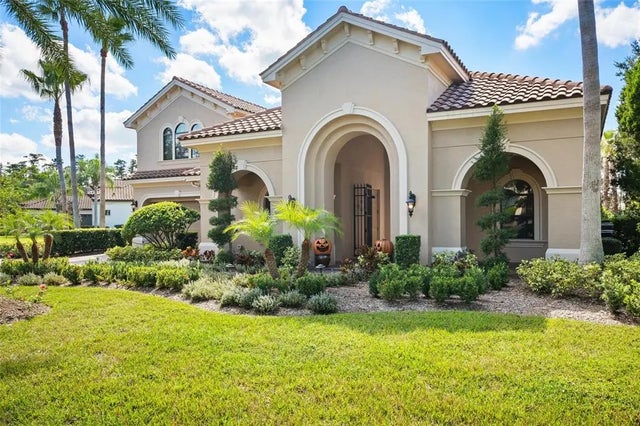 1208 Merry Water Drive, LUTZ