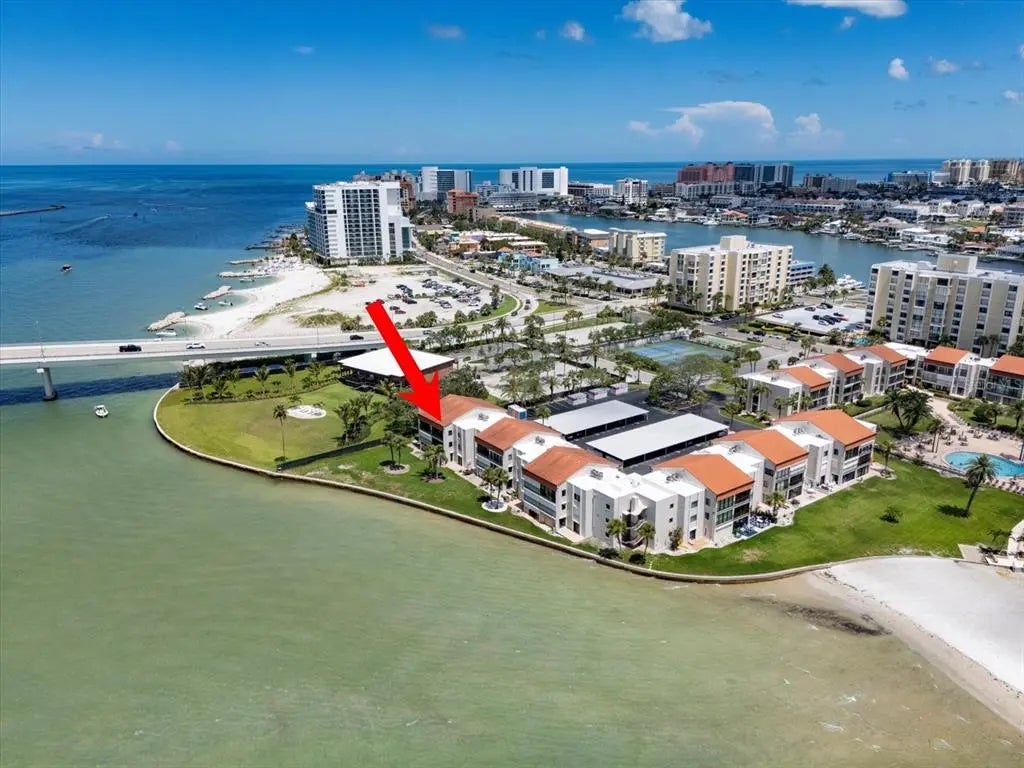 825 S Gulfview Boulevard 202, CLEARWATER BEACH