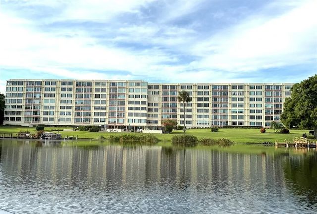 700 Mirror Terrace Nw 507, WINTER HAVEN