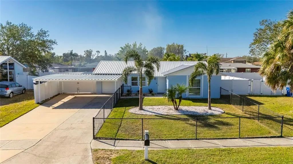 412 Flamingo Drive, APOLLO BEACH