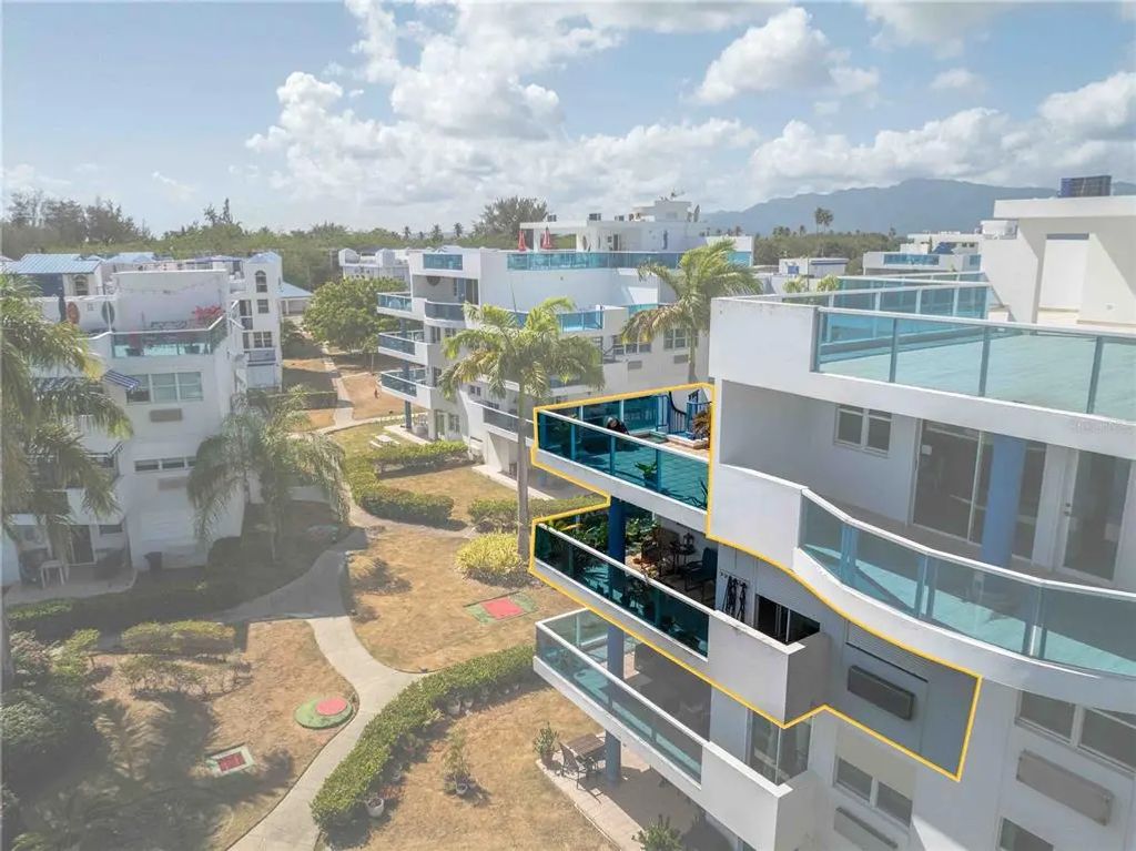 1 Calle El Charlie Co-308, LOIZA