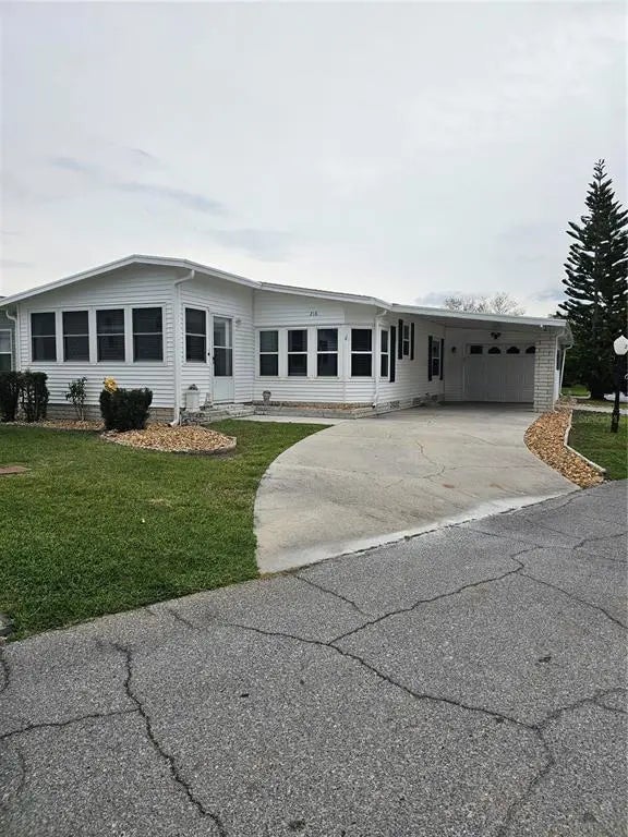 216 Dartmouth Drive, HAINES CITY