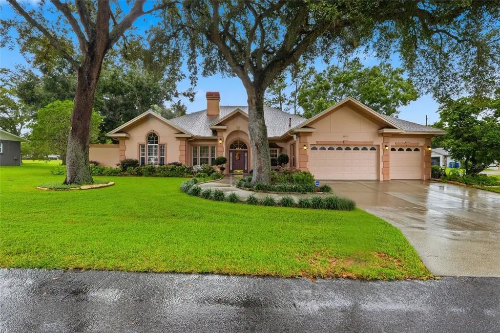 5649 Beech Street, ZEPHYRHILLS