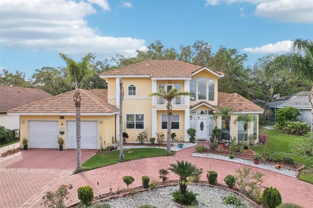 2747 Kissimmee Bay Circle, KISSIMMEE
