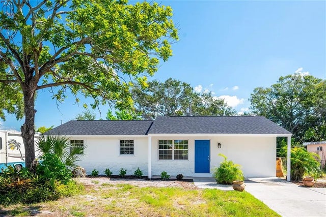 9049 Orchid Drive, SEMINOLE