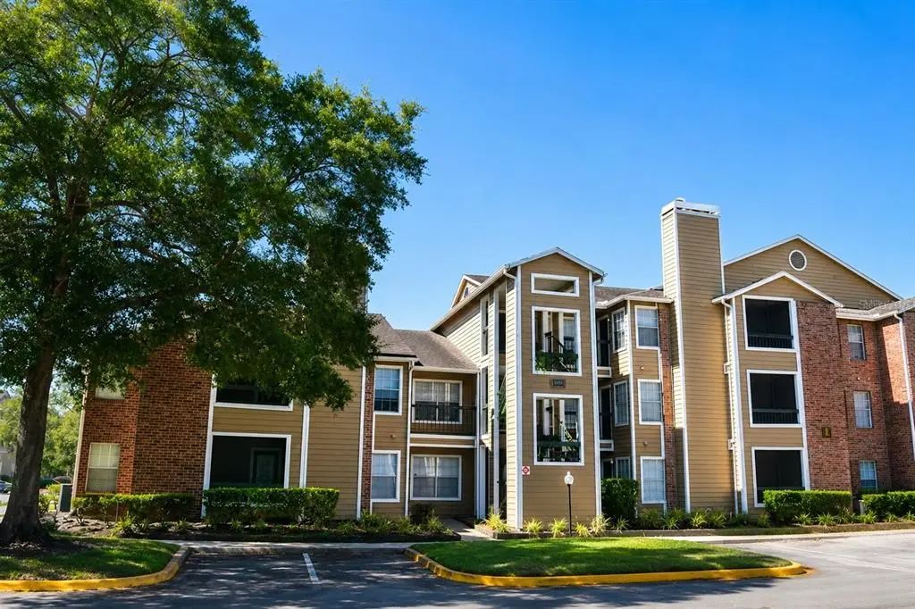4200 Thornbriar Lane E-306, ORLANDO