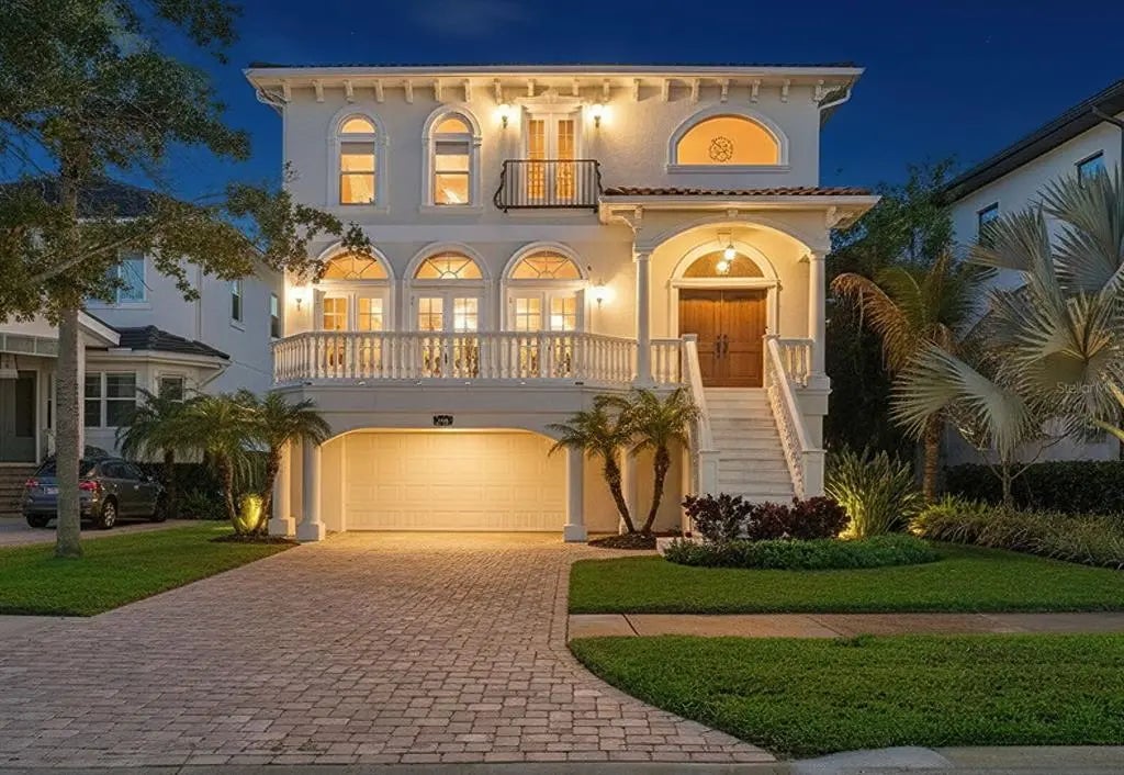 102 Adriatic Avenue, TAMPA